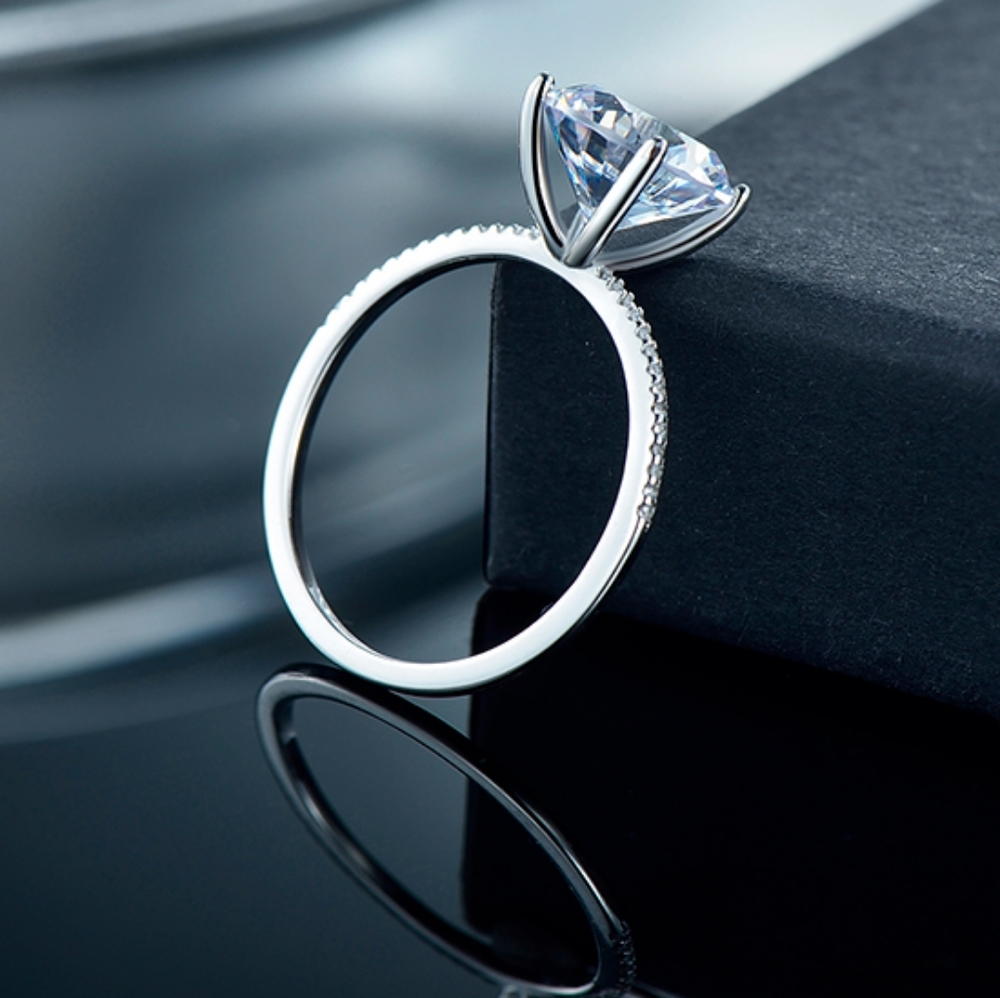 Luxury Engagement Ring